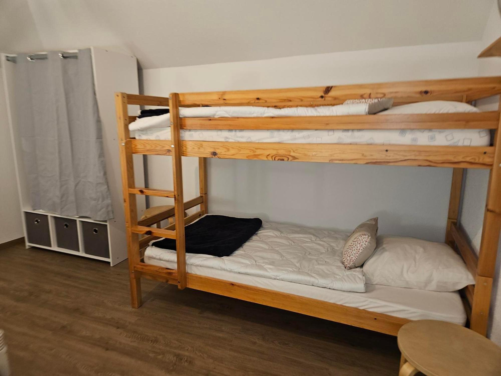 Gite Eglantine 2 A 6 Personnes Avec Spa Et Salle De Jeux Dans La Residence Ventron Luaran gambar